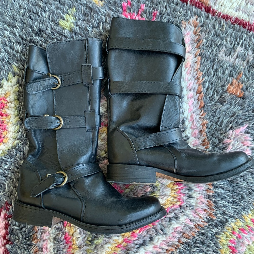 Steve Madden “Buck” Black Leather Women's Boots
